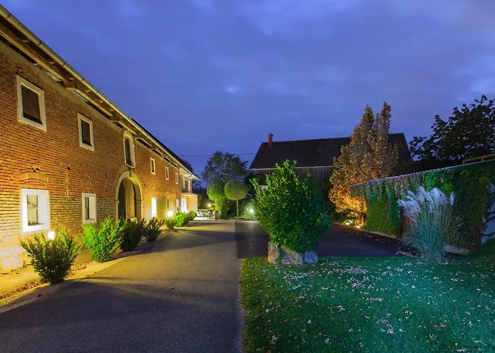 Brucknergut ホテル 3*